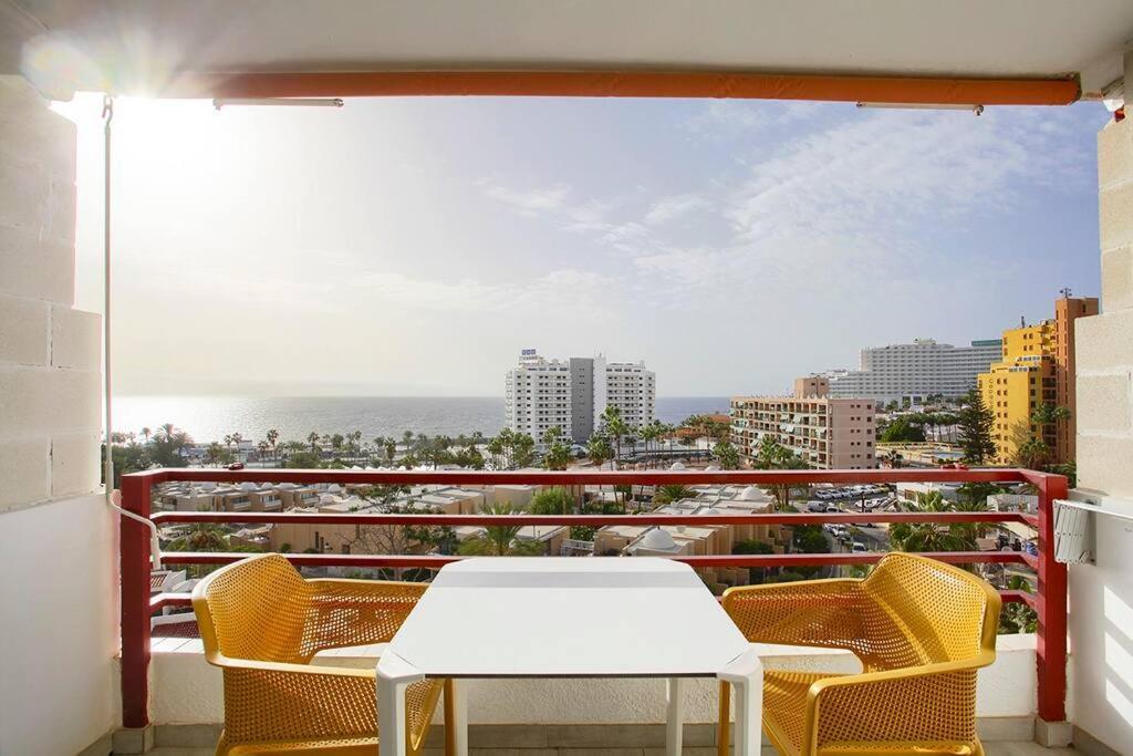 Roberta Apartment Playa De Las Americas Bagian luar foto